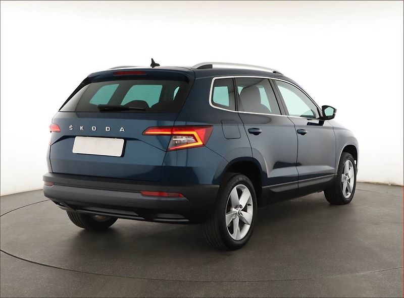 Škoda Karoq (2021) Style 2.0 TDI, Navi, Tempomat - fotka 5 z 18