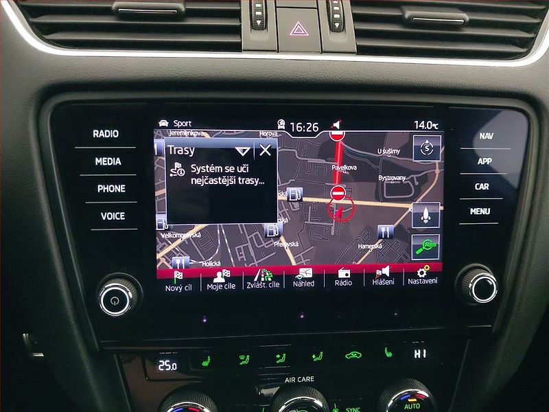 Škoda Octavia (2017) RS 2.0 TDI 4x4 DSG, 4X4 - fotka 13 z 22