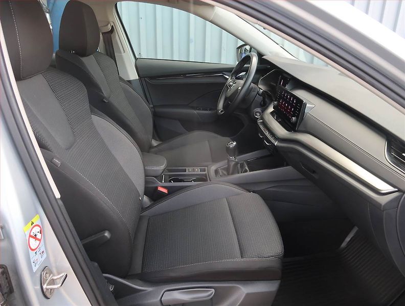 Škoda Octavia (2022) Ambition 2.0 TDI, ČR,1.maj - fotka 9 z 22