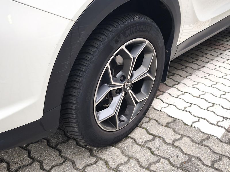 SsangYong Korando 2023 ČR 1.5 T-GDI 4x4  - fotka 33 z 35
