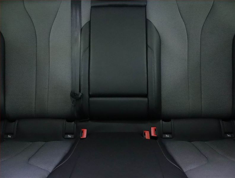 Škoda Enyaq (2021) 60 (62 kWh), SoH 91% - fotka 10 z 19