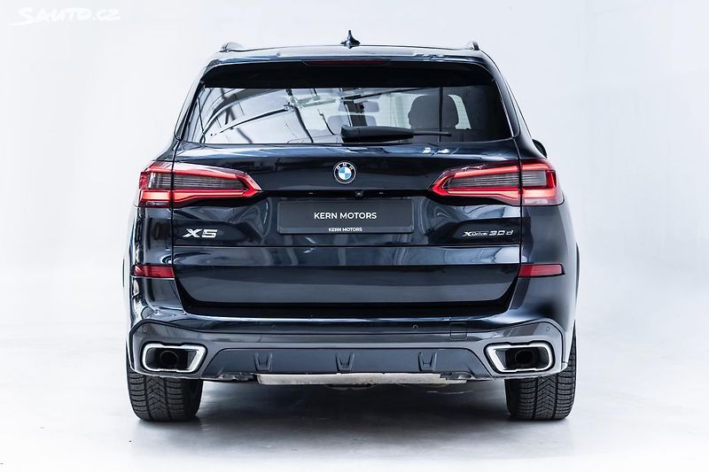 BMW X5 xDrive30d*servis*plná výbava - fotka 5 z 47