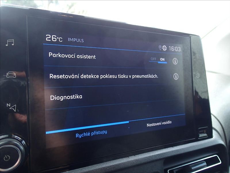 Peugeot Rifter 1,5 HDi, Active, ČR 2. Maj - fotka 19 z 35