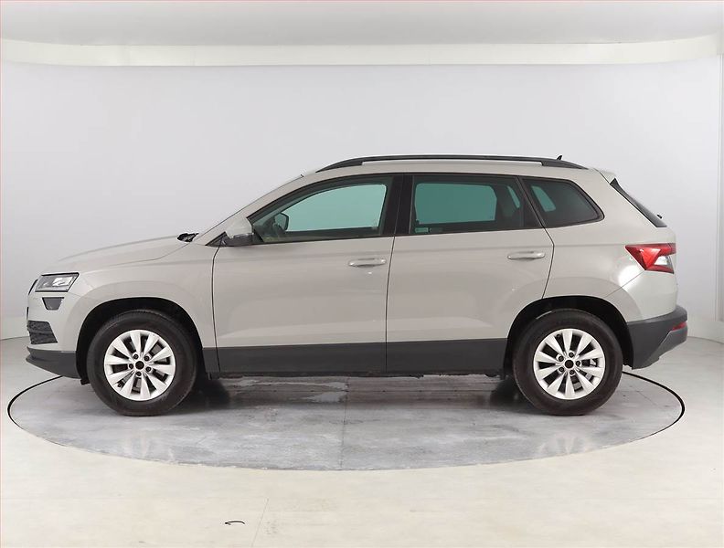 Škoda Karoq (2018) Style 1.0 TSI, Automat - fotka 3 z 22