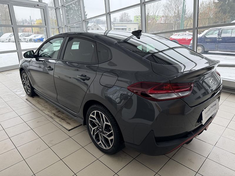 Hyundai i30 (2024) 1.0T-GDi 74kW N-line AT - fotka 2 z 17