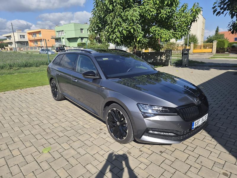Škoda Superb (2023) Škoda Superb 2.0 147 kw - fotka 2 z 18