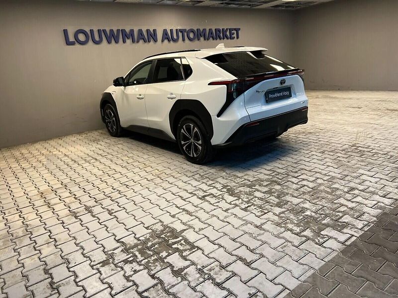 Toyota bZ4X PRESTIGE AWD - fotka 17 z 18