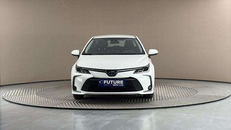 Toyota Corolla 1.8 Hybrid AUT Active Sedan - fotka 3 z 25