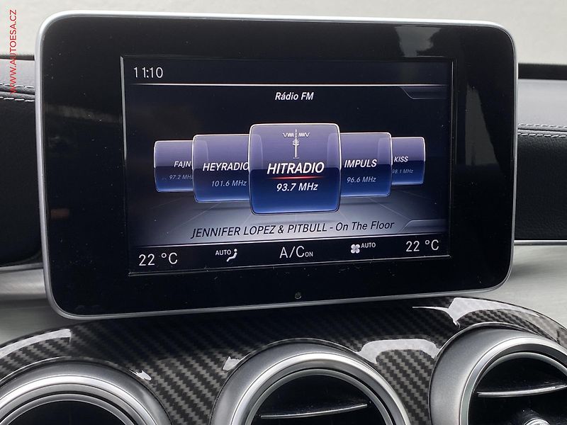 Mercedes-Benz GLC (2016) 2.0T GLC250 4M, AT, LED - fotka 19 z 22
