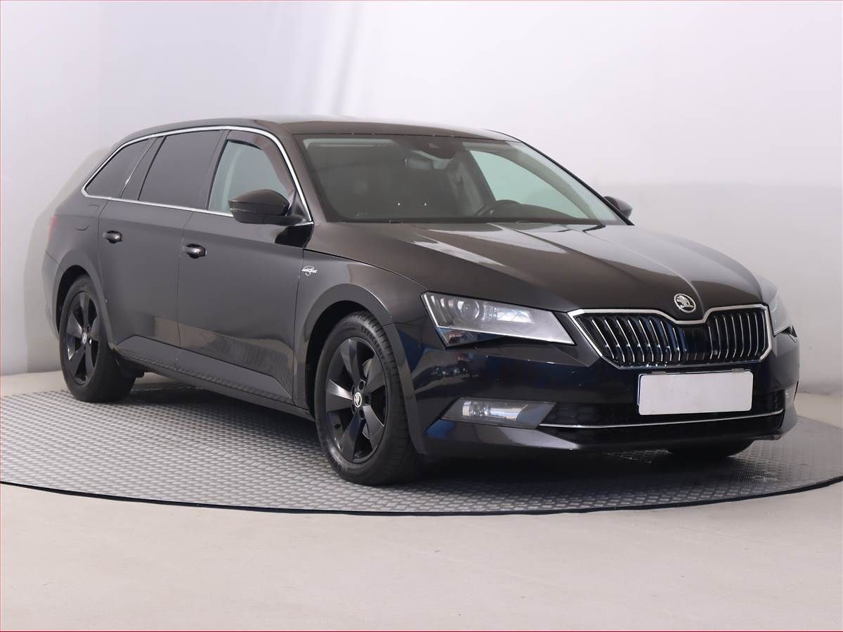 Škoda Superb 2.0 TDI, Automat, Kůže, Navi