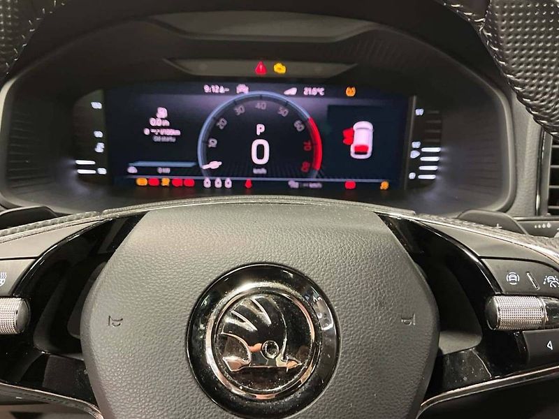 Škoda Karoq (2023) 1.5 TSI Sportline - fotka 16 z 20