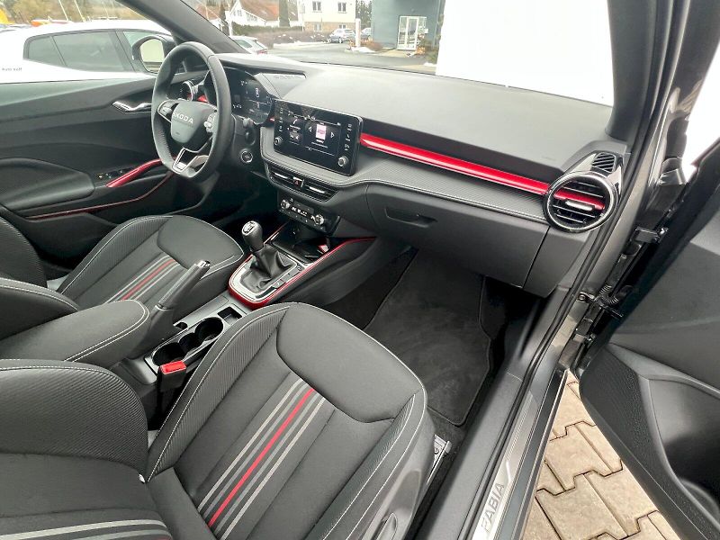 Škoda Fabia (2025) Monte Carlo 1.0 TSI 85 kW 6°ma - fotka 21 z 33