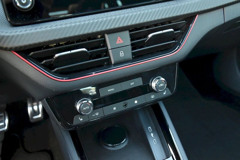 Škoda Scala (2026) Monte Carlo 1,0 TSI 85 kW 6° m - fotka 12 z 40