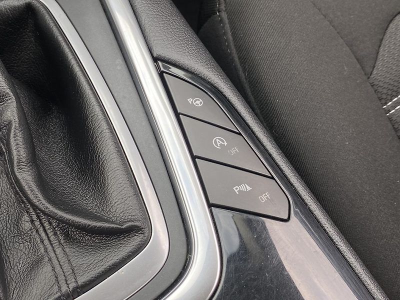 Ford Galaxy 2.0TDCi, 7míst, automat, tažné - fotka 29 z 35