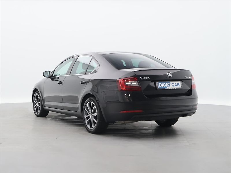 Škoda Octavia 2,0 TSI 140kW DSG Style CZ - fotka 5 z 33