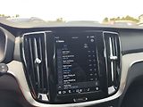 Volvo V60 B4/145kW AWD Auto Plus My24 - náhled 18