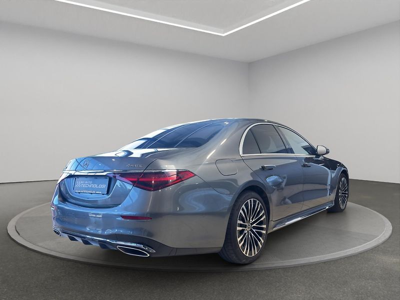 Mercedes-Benz Třídy S (2021) S 500 4MATIC - fotka 7 z 24