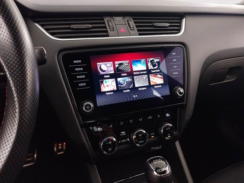 Škoda Octavia (2019) 2.0 TDI, 4X4, Automat - fotka 12 z 24