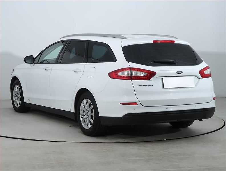 Ford Mondeo (2018) 2.0 TDCI, 4X4, Navi, Tempomat - fotka 4 z 20