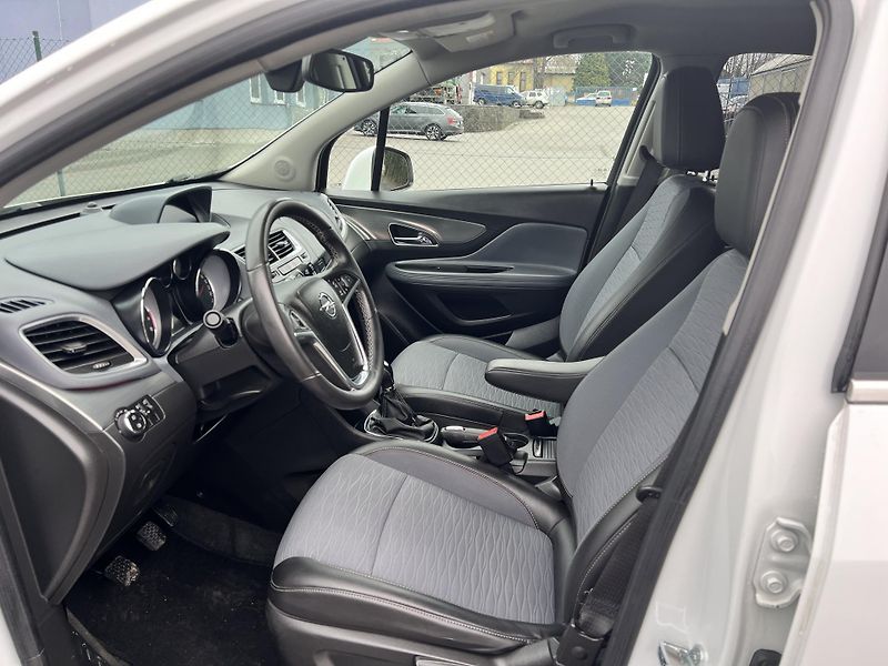 Opel Mokka 1.4T COSMO 4x4 TEMPOMAT KLIMA - fotka 9 z 53