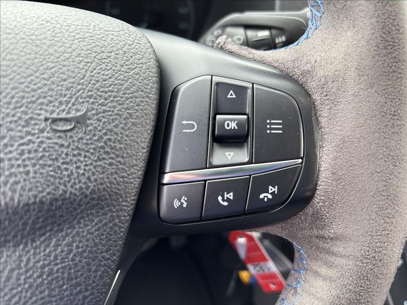 Ford Tourneo Custom 2,0 EcoBlue 125kW L2 - fotka 26 z 38