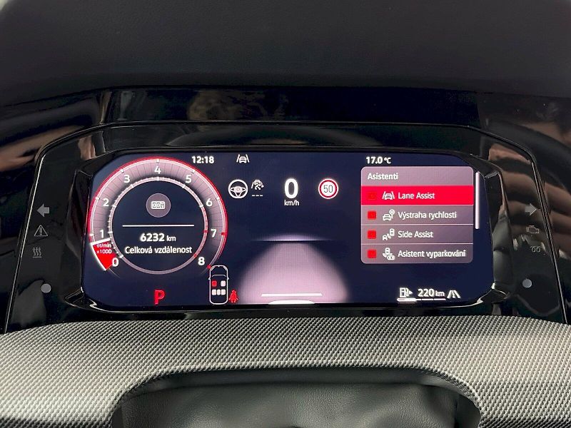Volkswagen Golf (2025) GTI 2.0 TSI 195kW DSG - fotka 10 z 34