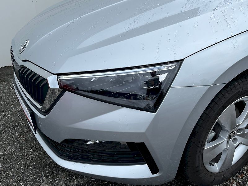Škoda Scala (2022) 1.5 TSI 110kW Style - fotka 9 z 27
