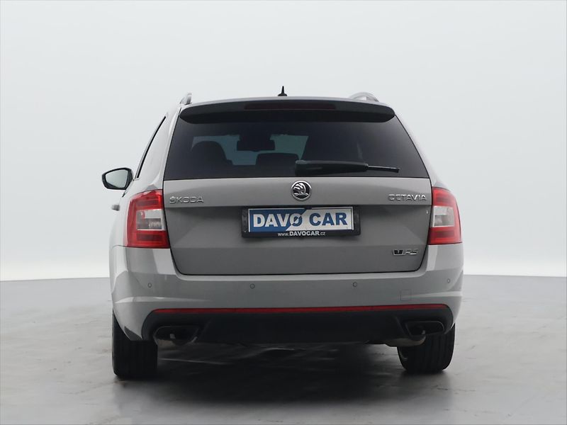 Škoda Octavia 2,0 TSI RS230 169kW DSG Canton - fotka 6 z 26