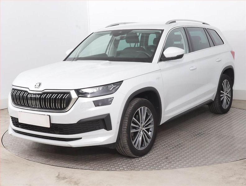 Škoda Kodiaq (2023) Laurin&Klement 2.0 TDI - fotka 2 z 17