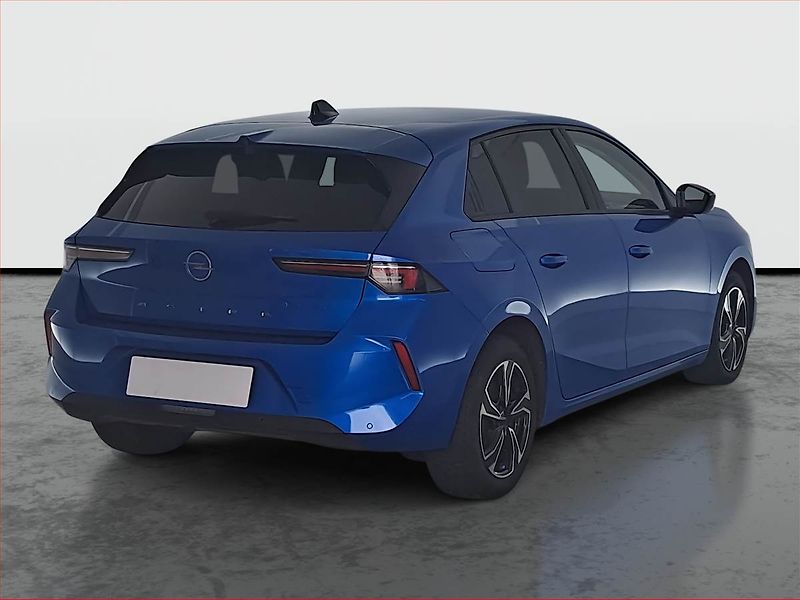 Opel Astra (2023) 1.2 Turbo, Tempomat - fotka 5 z 14