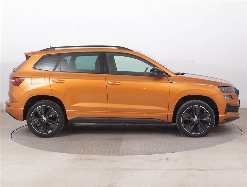 Škoda Karoq (2024) Sportline 1.5 TSI - fotka 6 z 17