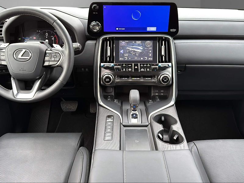 Lexus LX 700h (2025) OVERTRAIL+  - fotka 15 z 24