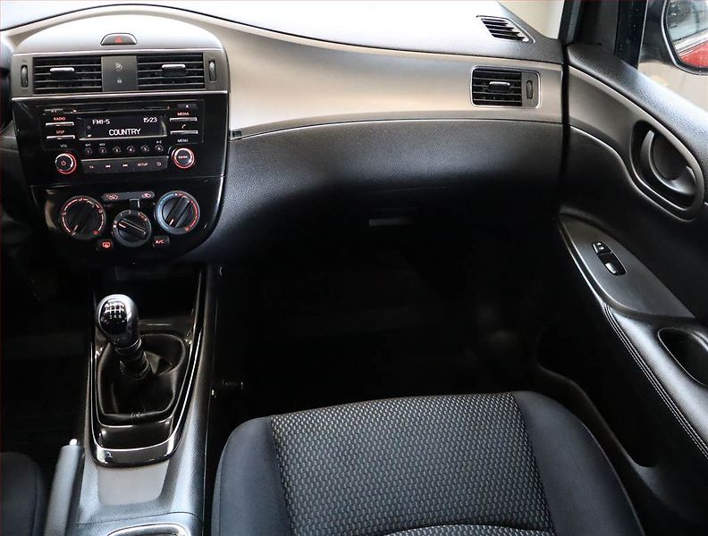 Nissan Pulsar (2016) 1.2 DIG-T, Serv.kniha - fotka 8 z 19