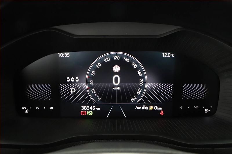 Škoda Karoq (2024) Fresh 1.5 TSI - fotka 8 z 20
