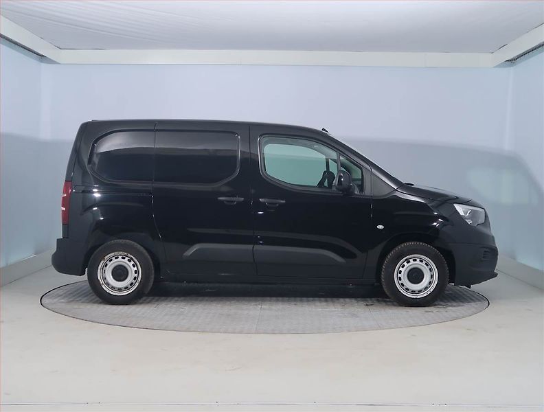 Opel Combo (2020) 1.5 CDTI, 3Místa, DPH - fotka 6 z 17