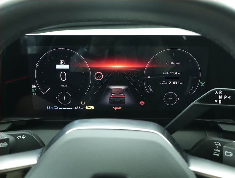 Renault Mégane (2023) E-Tech EV60 220, SoH 93% - fotka 11 z 18