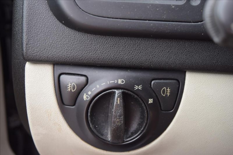 Saab 9-3 1,9 TID 110KW AUTOMAT 2XKOLA - fotka 33 z 47