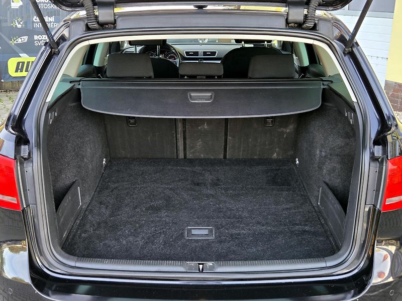 Volkswagen Passat TDi SERV.KNIHA - PERF.STAV     - fotka 16 z 46