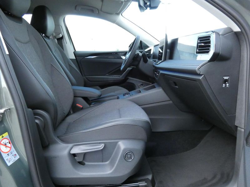 Volkswagen Tiguan Life 1,5 eTSI 110 kW mHEV - fotka 21 z 30
