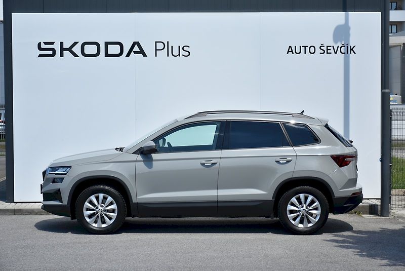 Škoda Karoq (2024) Selection 1.5 TSI DSG - fotka 3 z 33