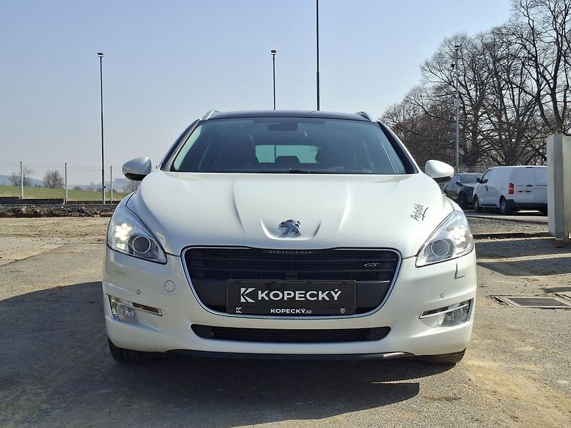 Peugeot 508 SW GT 2.2 HDI 204k AUT6 - fotka 7 z 27