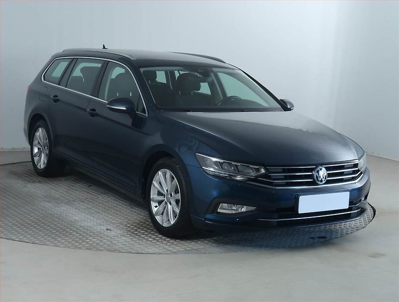 Volkswagen Passat (2020) Comfortline 1.6 TDI, Automat - fotografie inzerátu