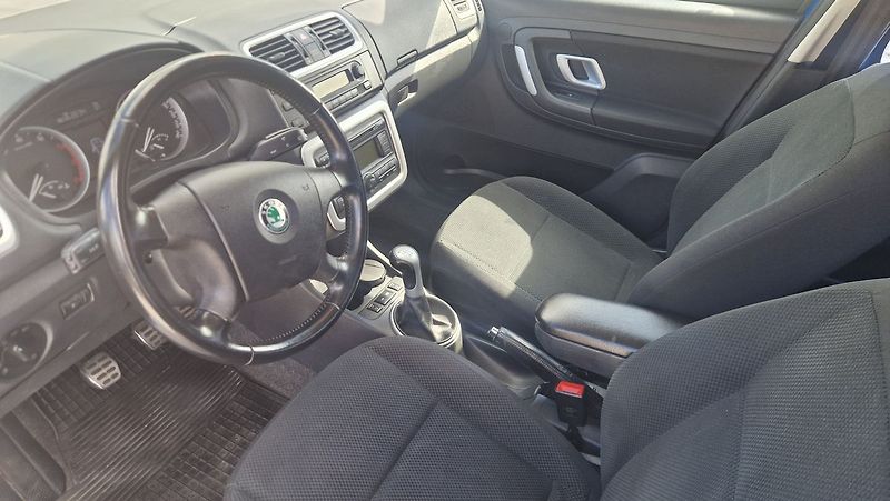 Škoda Roomster 1,6 16 V - fotka 7 z 11