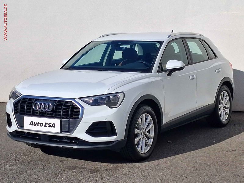 Audi Q3 (2020) 2.0 TDi Quattro, AT, LED, TZ - fotka 3 z 22