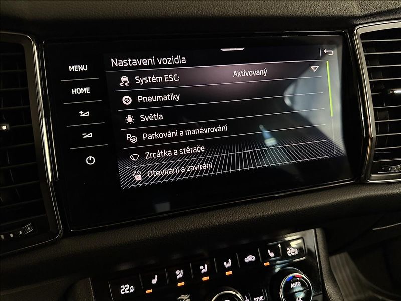 Škoda Kodiaq 2.0TDI DSG 2XALU TAŽNÉ 1MAJ. - fotka 21 z 46