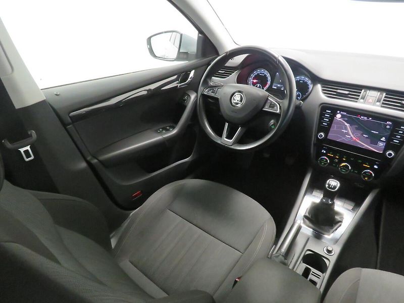 Škoda Octavia - fotka 18 z 26