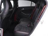 Mercedes-Benz Třídy A 2,0 45 265 kW 4Matic AMG Aut. - náhled 14