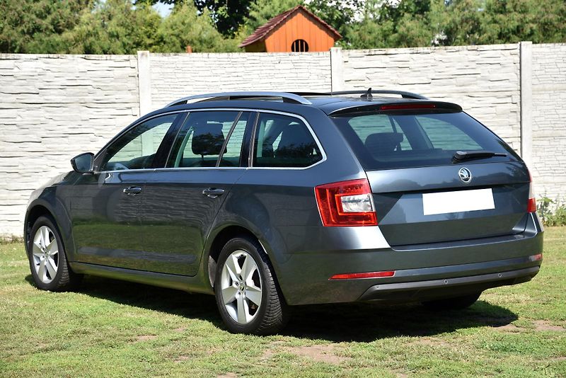 Škoda Octavia 1.4 TSi G-TEC STYLE, PANORAMA - fotka 4 z 49