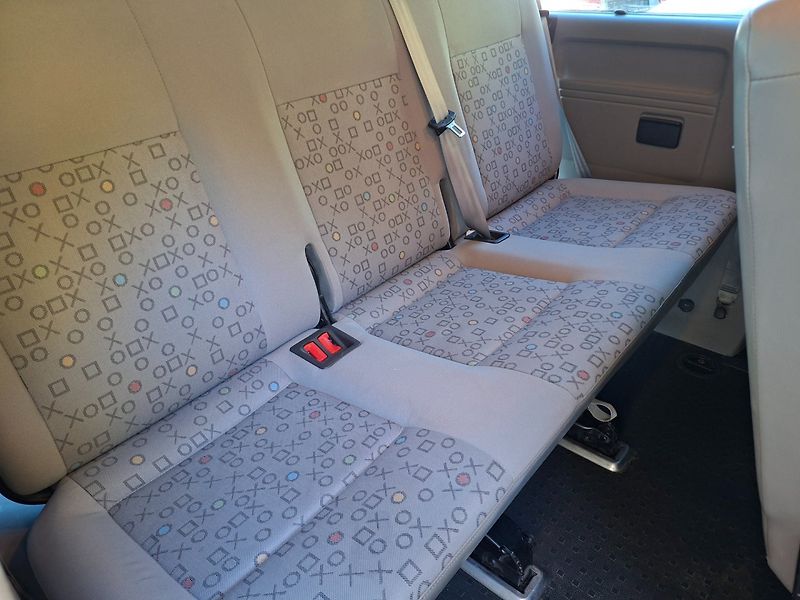 Volkswagen Transporter (2004) 1.9TDI 77kW -9.MÍST-T.Z.-KLIMA - fotka 20 z 31