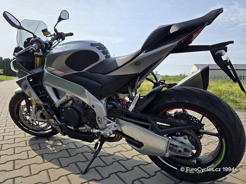 Aprilia Tuono V4 1100 RR (2025) - fotka 12 z 20
